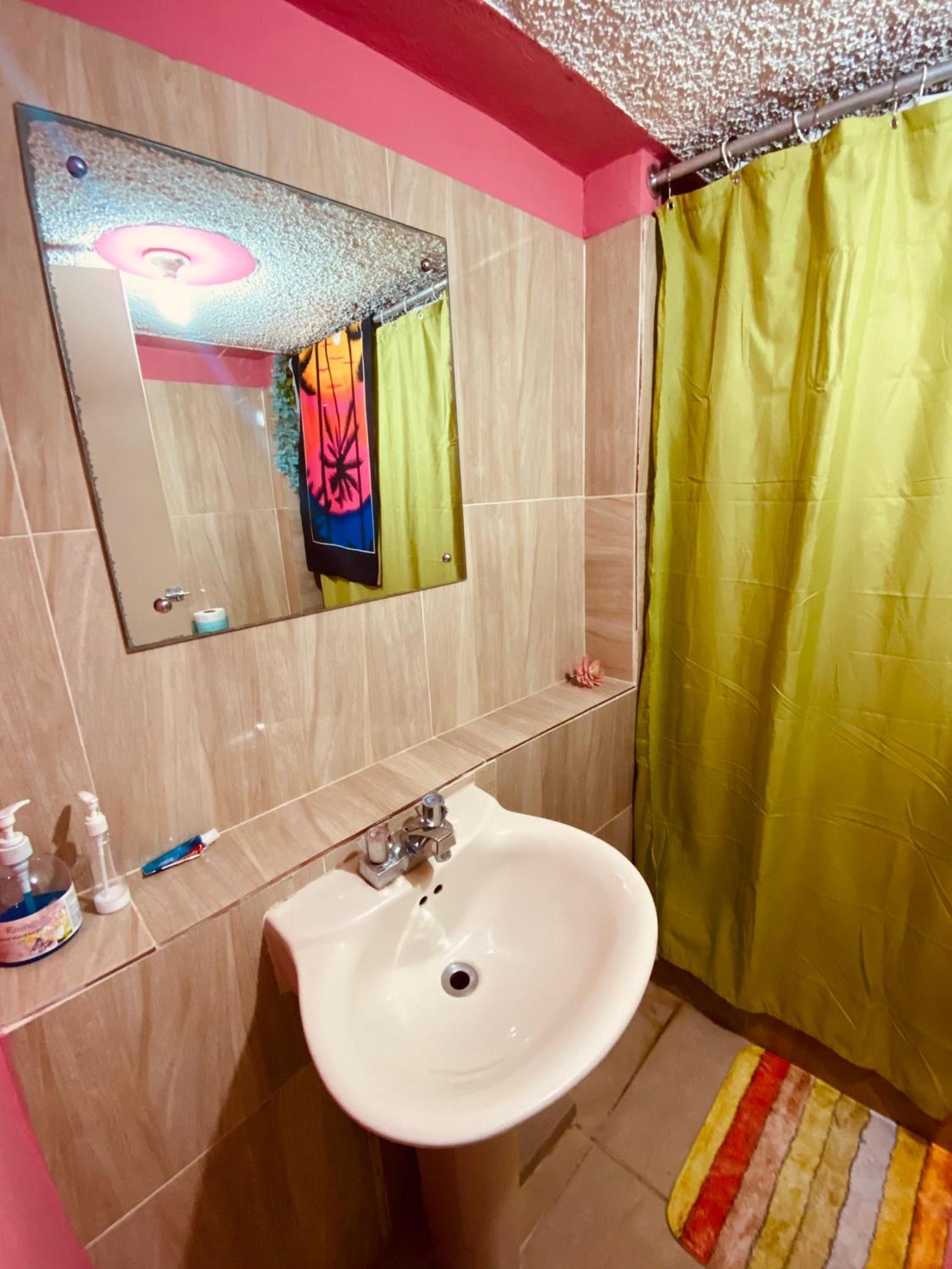 אוצ'ו ריוס Cindy'S Garden Stay מראה חיצוני תמונה